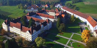 Luftansicht Kloster und Schloss Salem